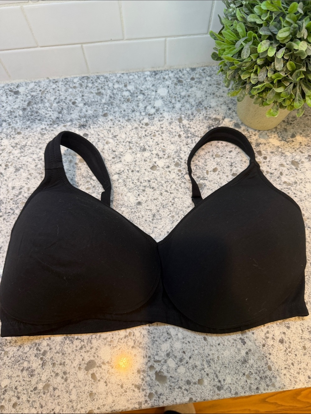 Comfort Choice Stretch Black Wireless Bra - Women size 42 DDD